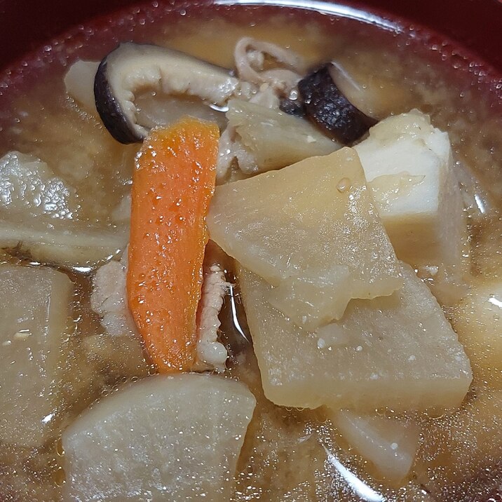 ごま油香る豚汁